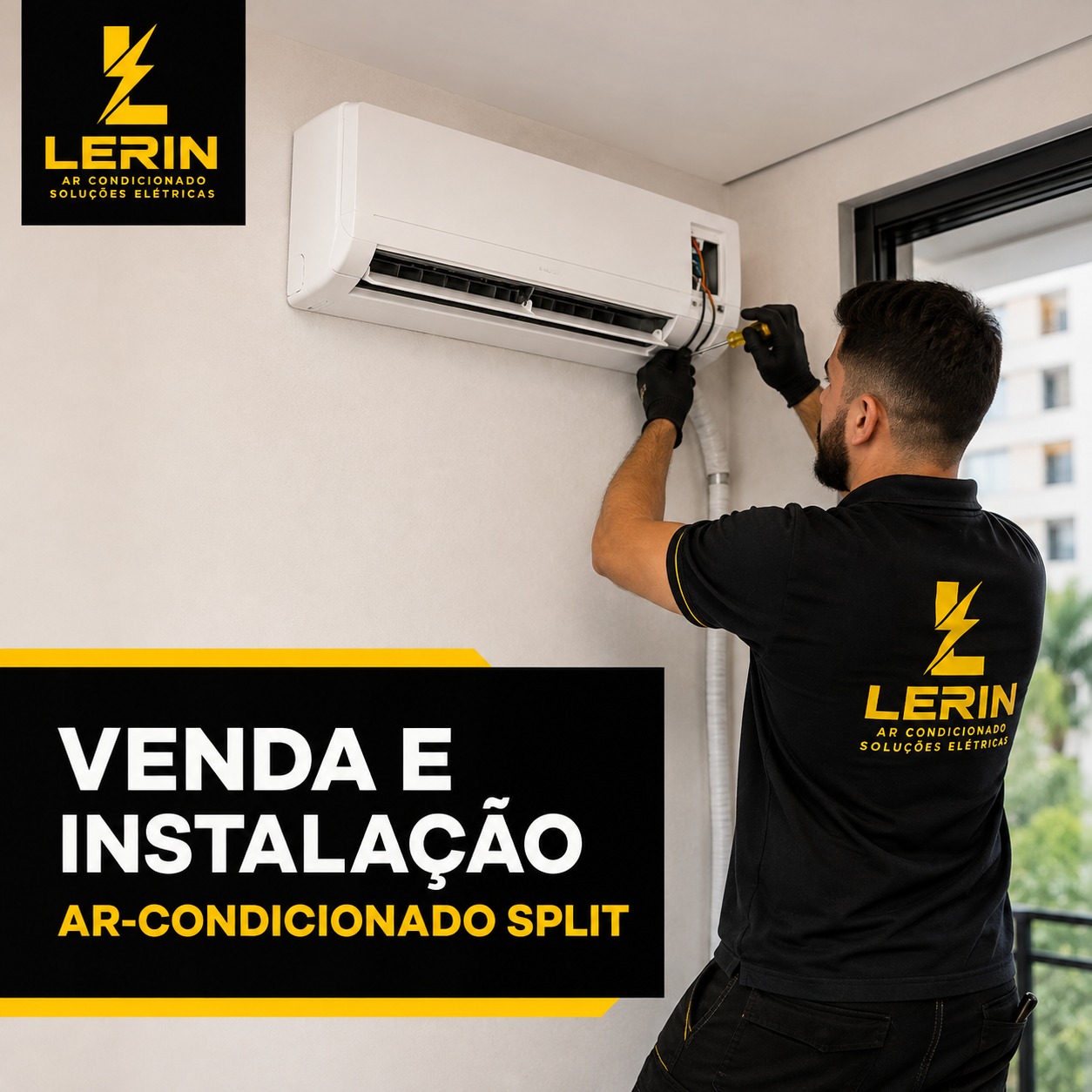 Técnico da Lerin instalando um ar-condicionado split Hi Wall em parede
